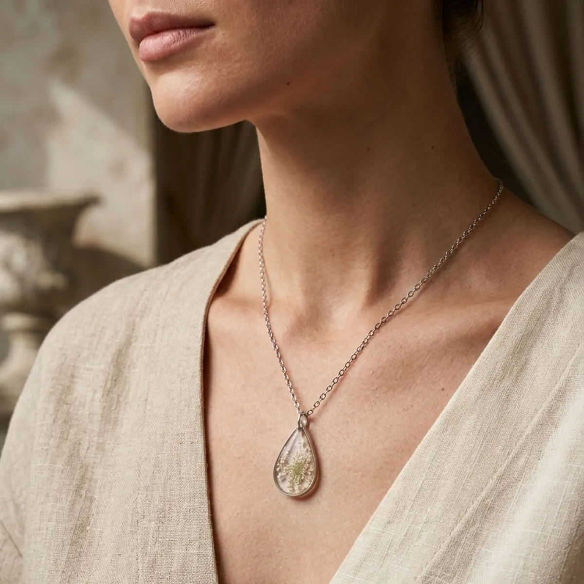 Collier Queen Anne vue 4
